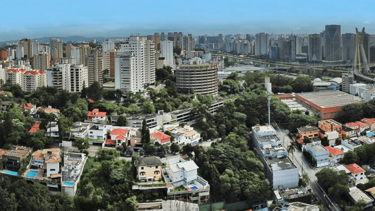 Boom imobiliario no Real Parque luxo e valorizacao em foco